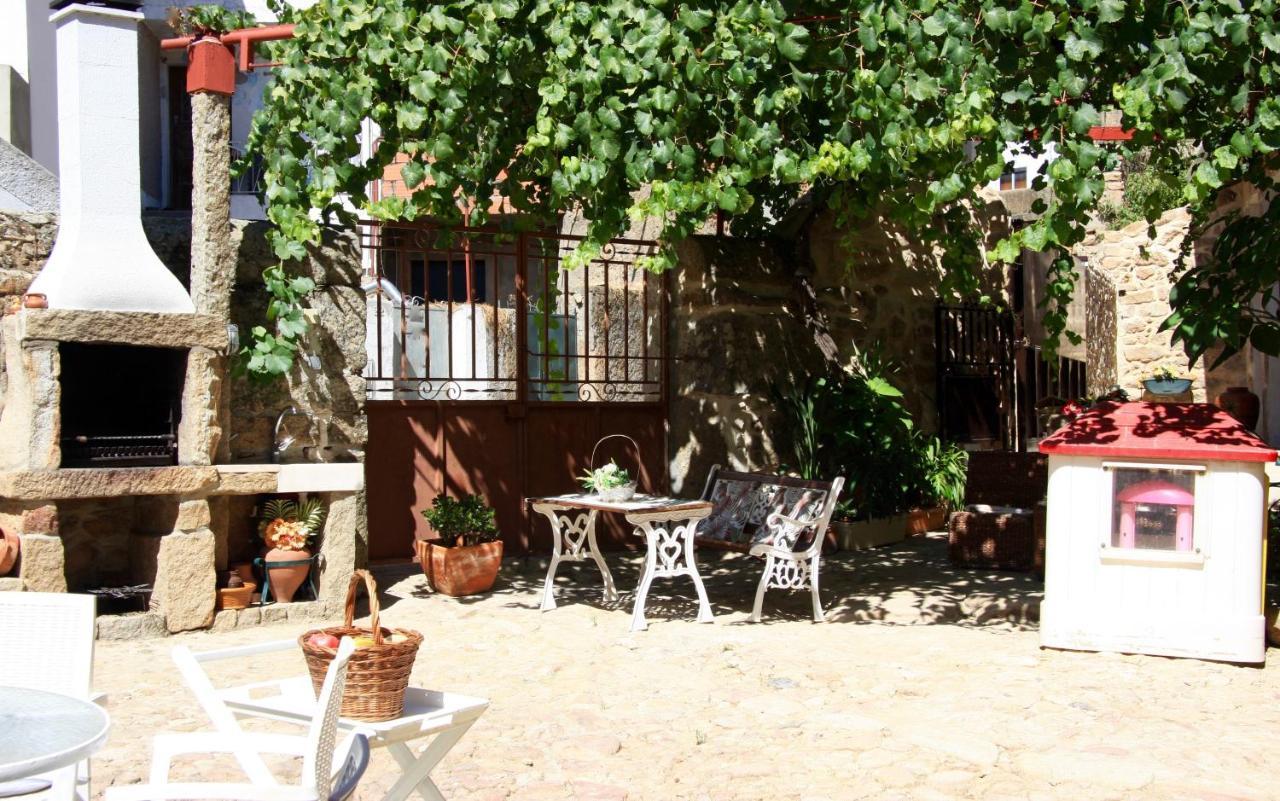 Villa Casa Duas Fontes Capinha Exterior foto