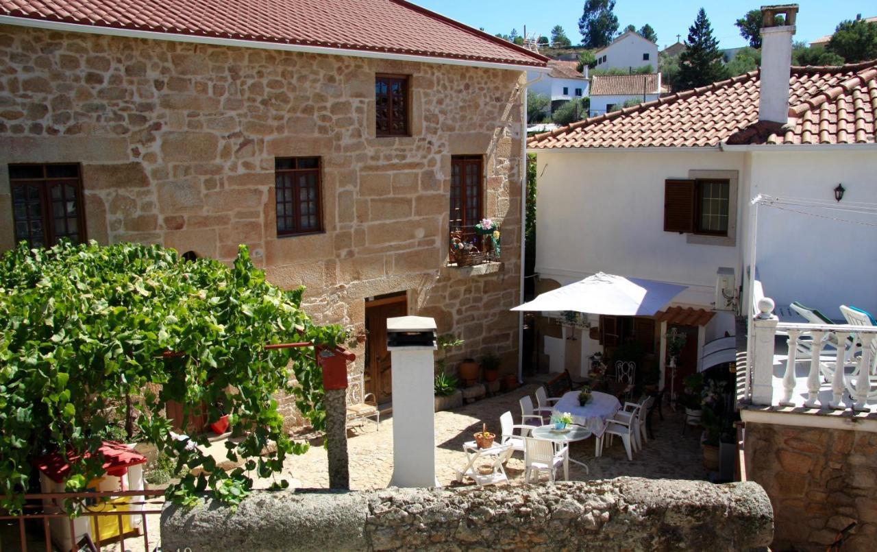 Villa Casa Duas Fontes Capinha Exterior foto